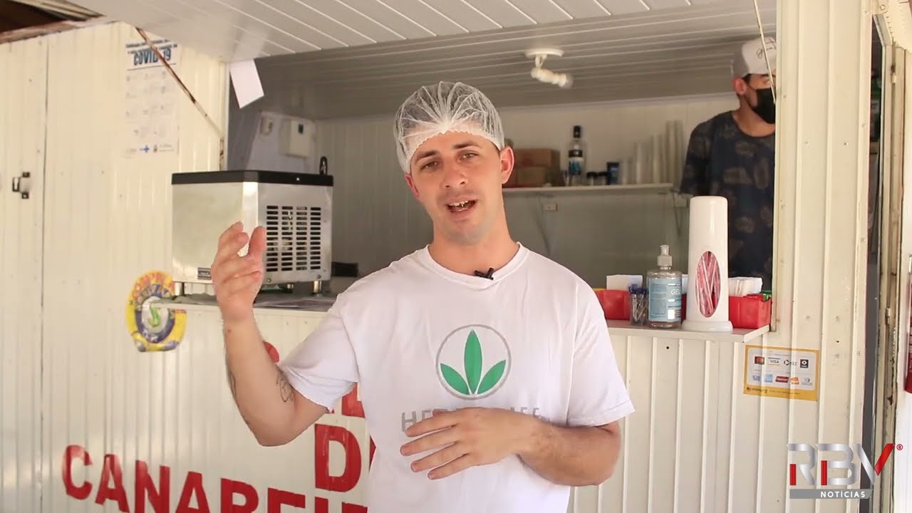 Uma combinação saborosa: pastel e caldo de cana