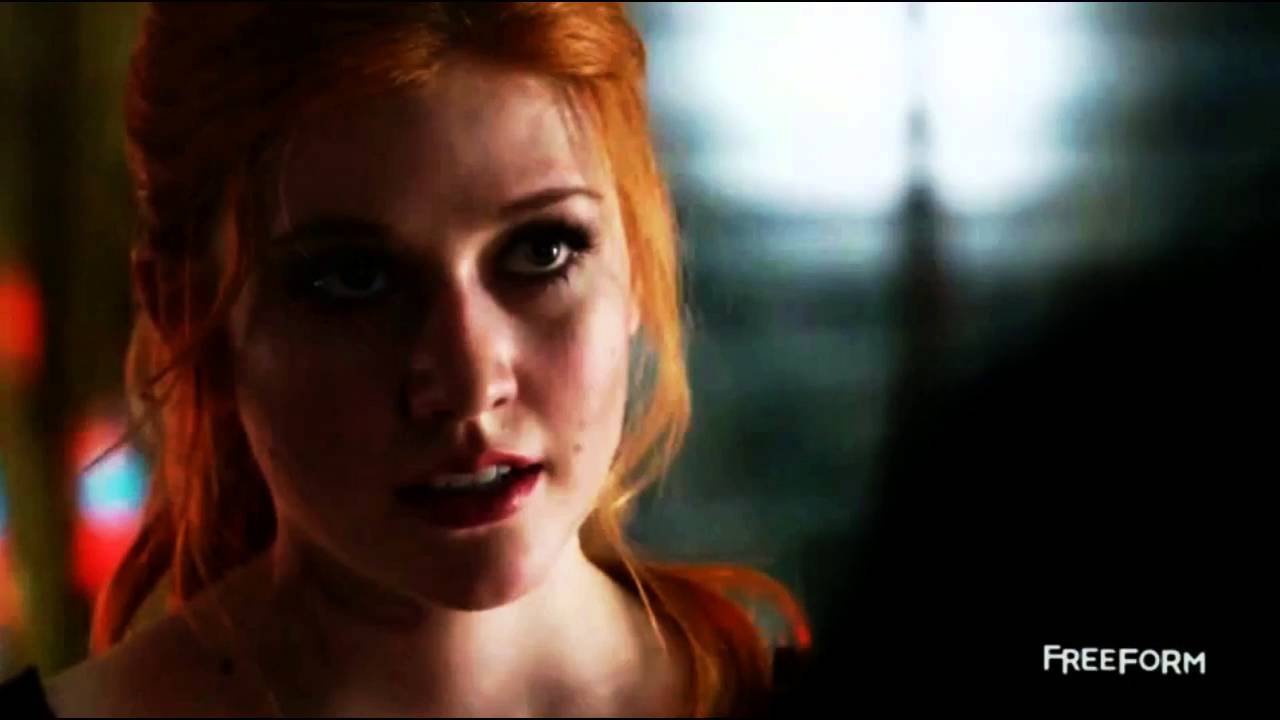 Clary and Alec [AU]- War of Hearts
