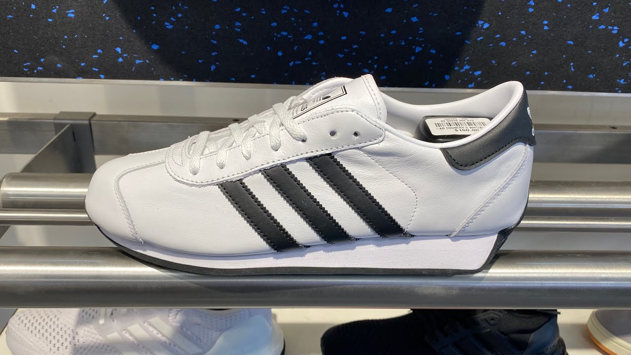 Adidas Country 2 (Cloud White/Core Black/Cloud White) - Style Code: IG4549