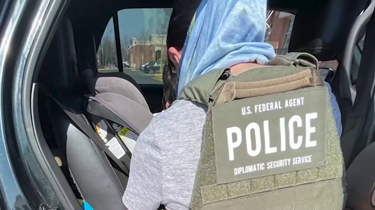 White House doubles down on deportation of Maryland man with legal status