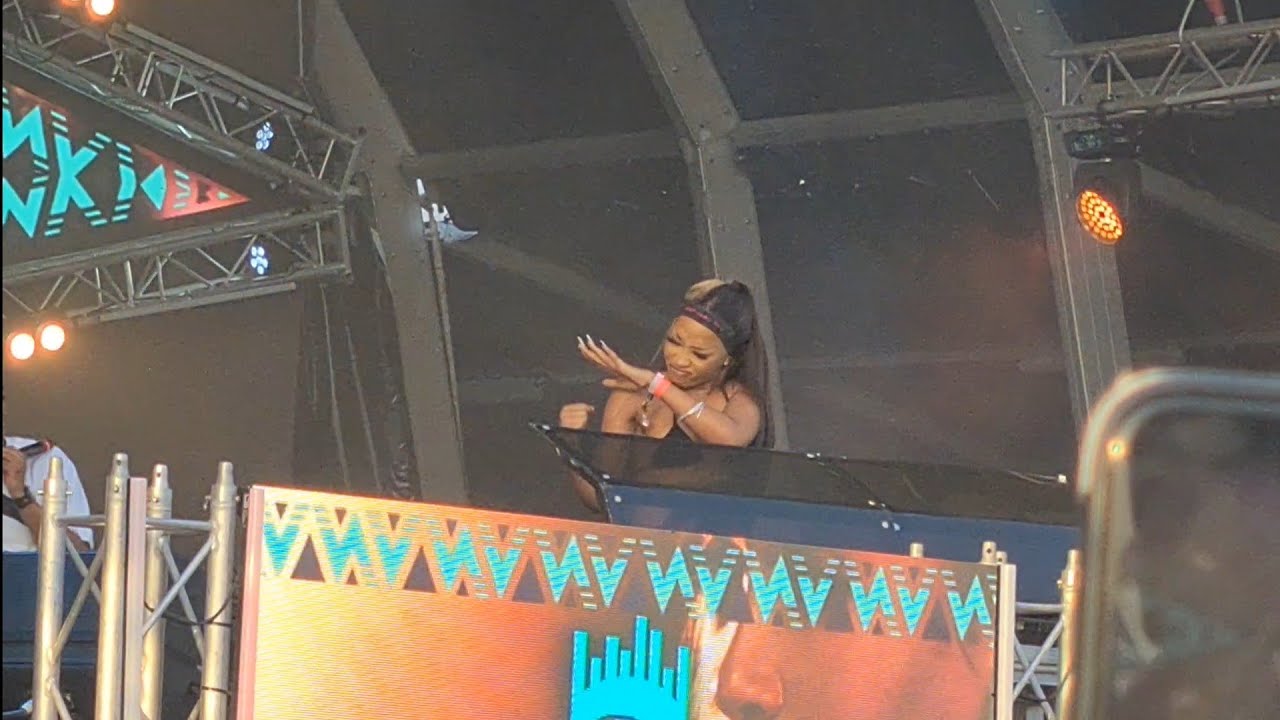 UNCLE WAFFLES SHUTS DOWN AFRONATION