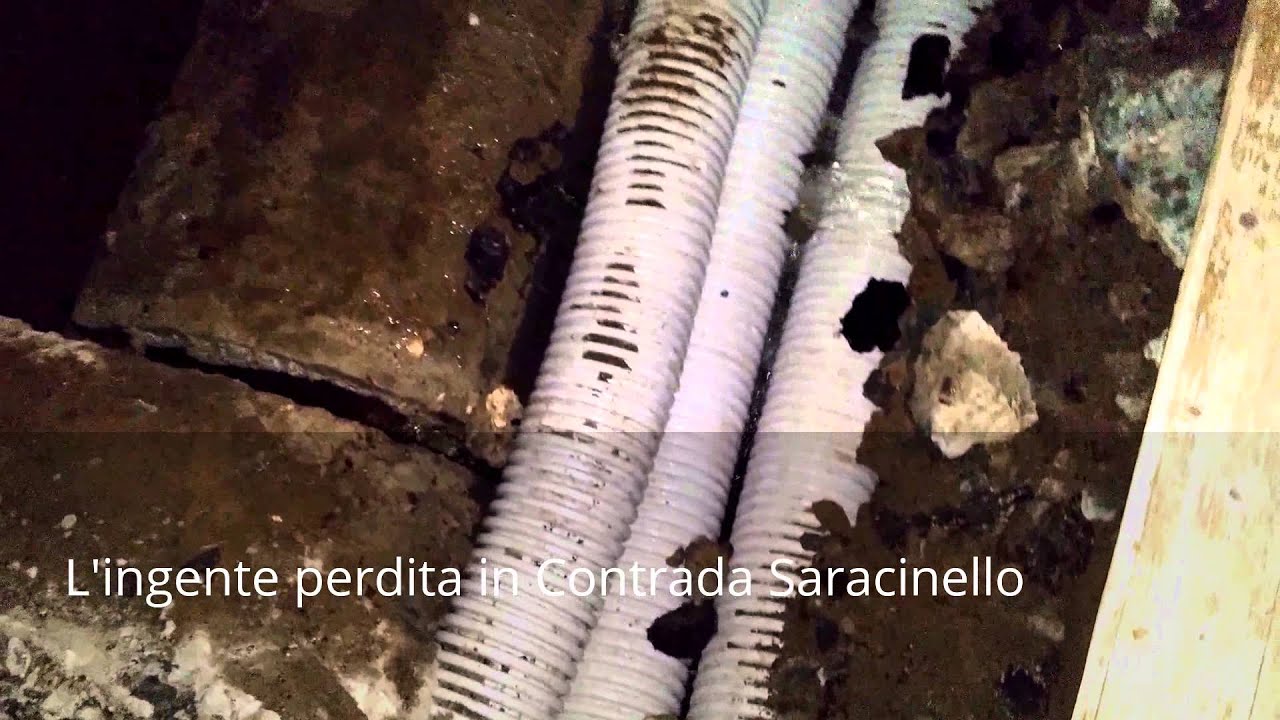 Ingente perdita d'acqua in Contrada Saracinello
