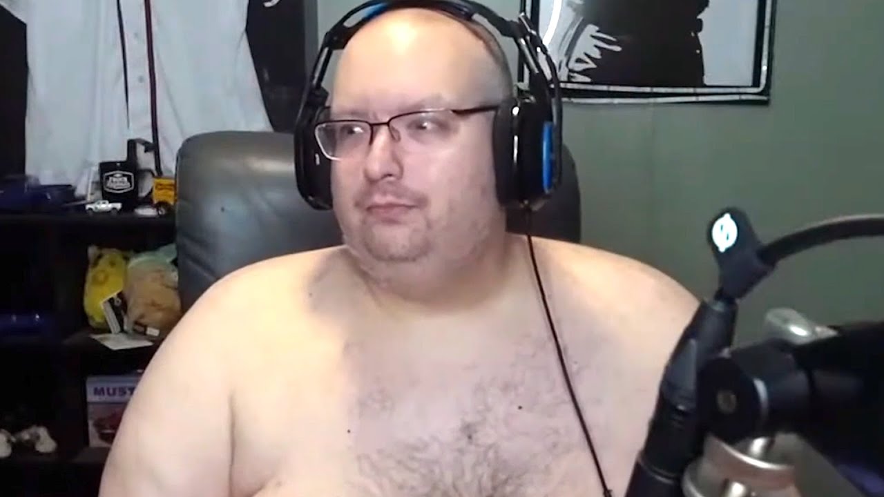 WingsOfRedemption угрожает смертью Boogie2988, а затем бреет лицо, как послушный цирковой клоун