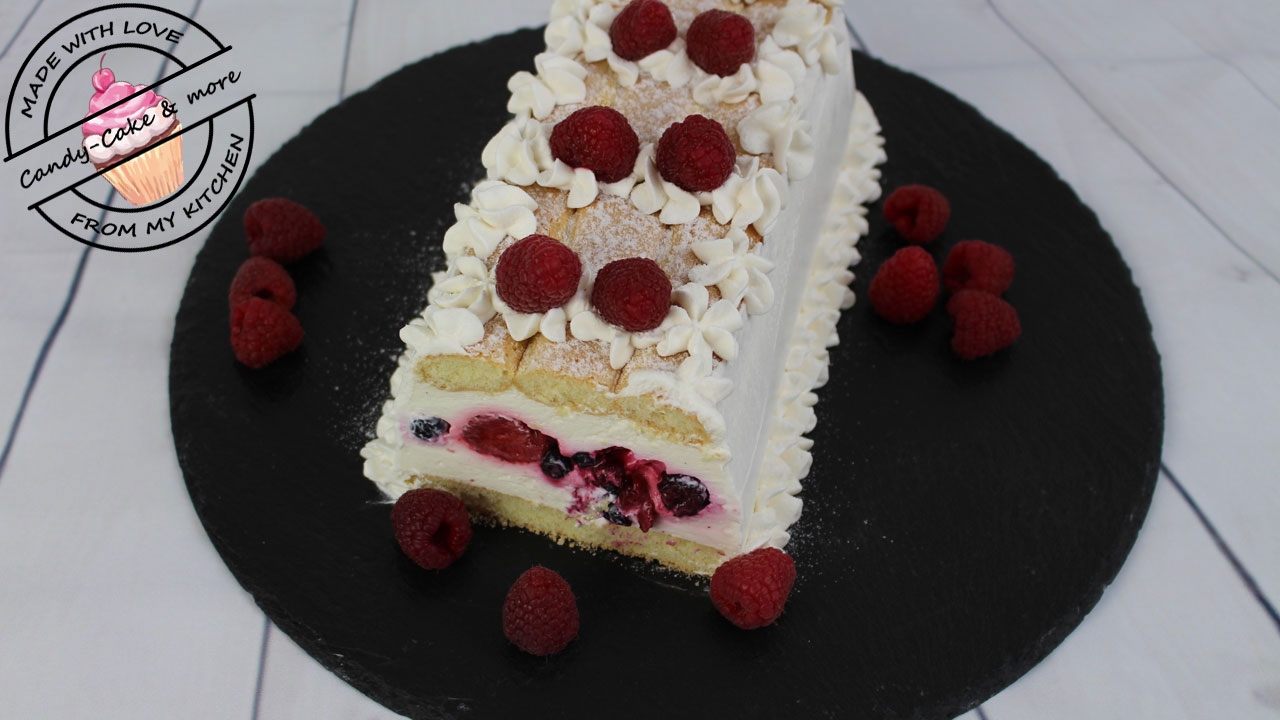 Löffelbiskuit Kuchen mit Beeren - No bake I ohne backen I Kühlschranktorte | Sommertorte