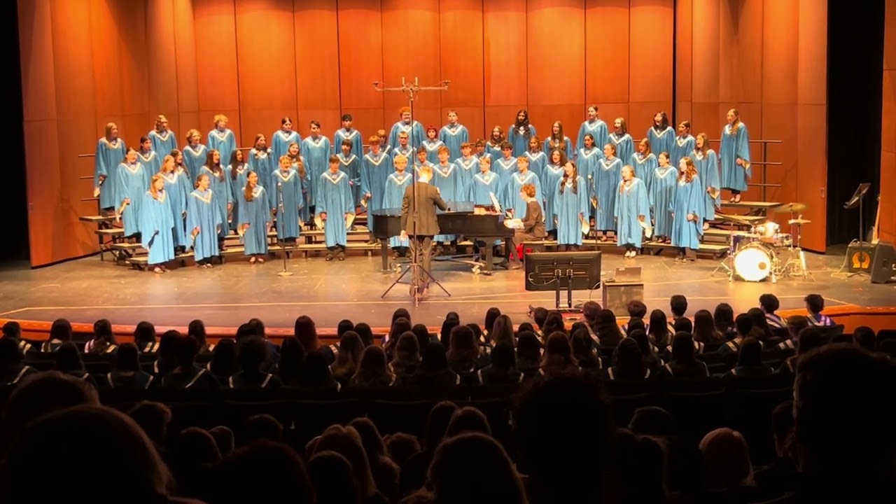 Goodnight Moon (Eric Whitacre) - LZHS Concert Choir
