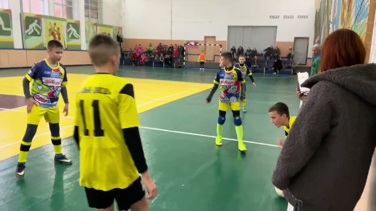 ДЮФШ «Базис» - ДЮСШ «Тальне» 2 тайм (2-0) Чемп Черкаської обл із футзалу 2011 р. 2.12.23 Монастирище
