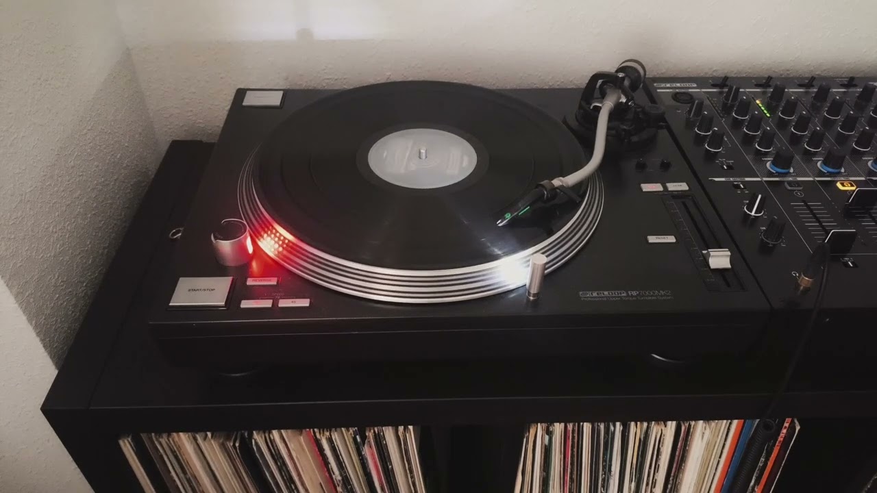 Dj vela - Irresistible (Loes Lee Mix)