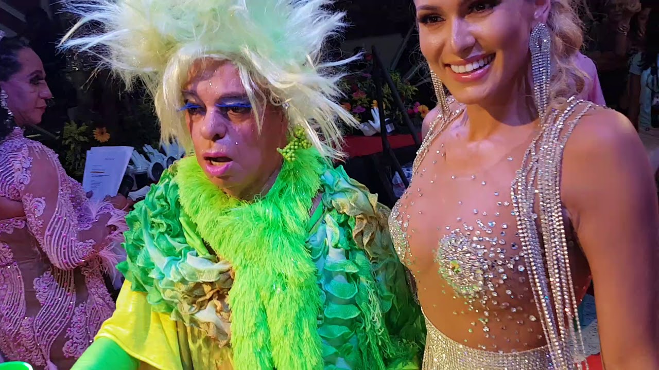 LIVIA ANDRADE A RAINHA GLAN 2020