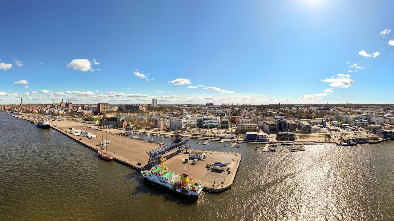 M-V von oben - Die Hansestadt Rostock