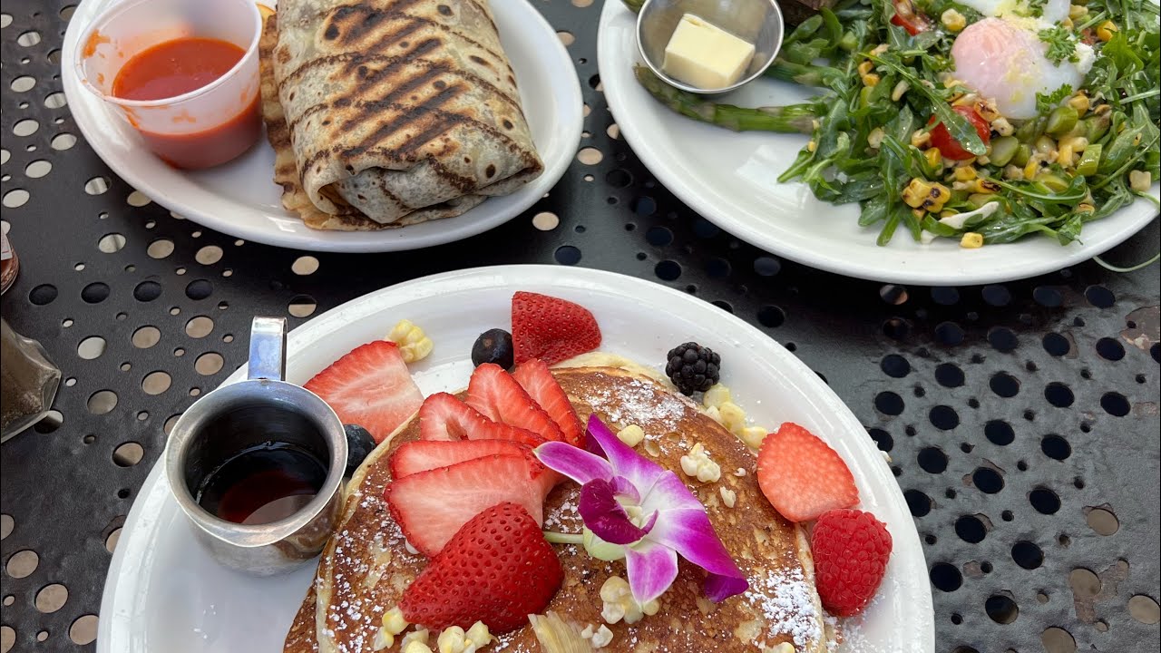 Urth Caffe-Breakfast/ Brunch-Gluten free/Vegan #travelvlog #vlog #foodreview #california #losangeles