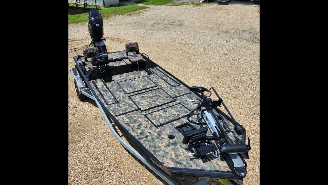 18x62HD w/175 Suzuki Shallow Water Bassin'