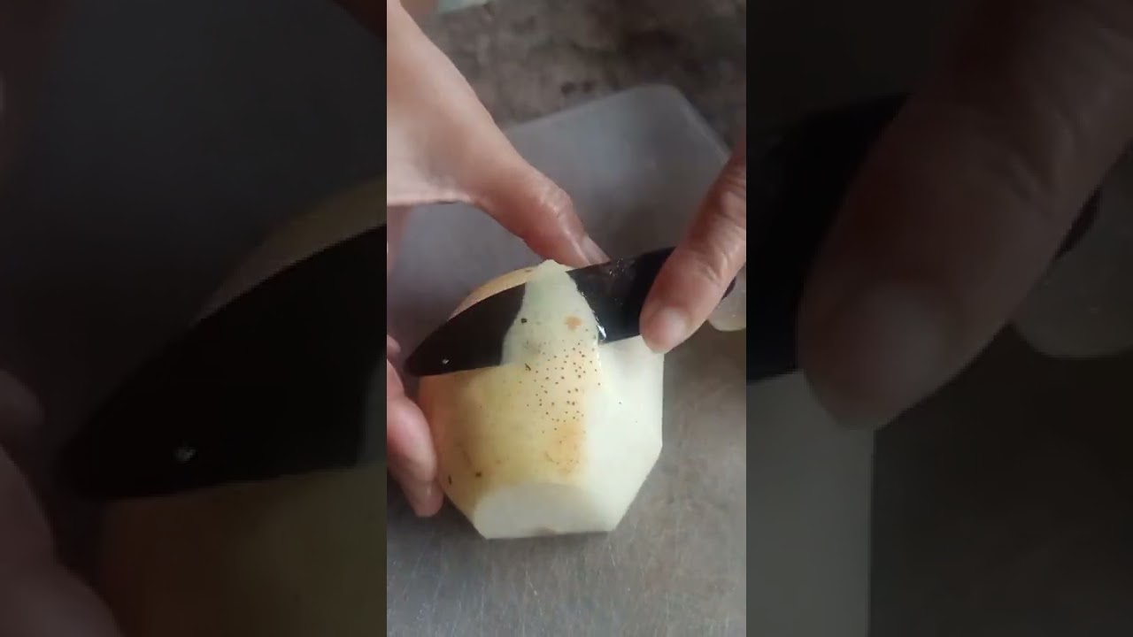 relaxing peeling 🍐🍐pear fruit 🍐🍐#shorts