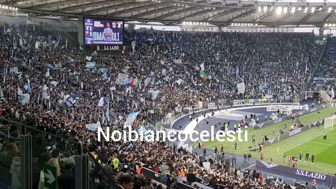 #Lazio - #Roma, l'annuncio delle formazioni all'interno dello Stadio Olimpico