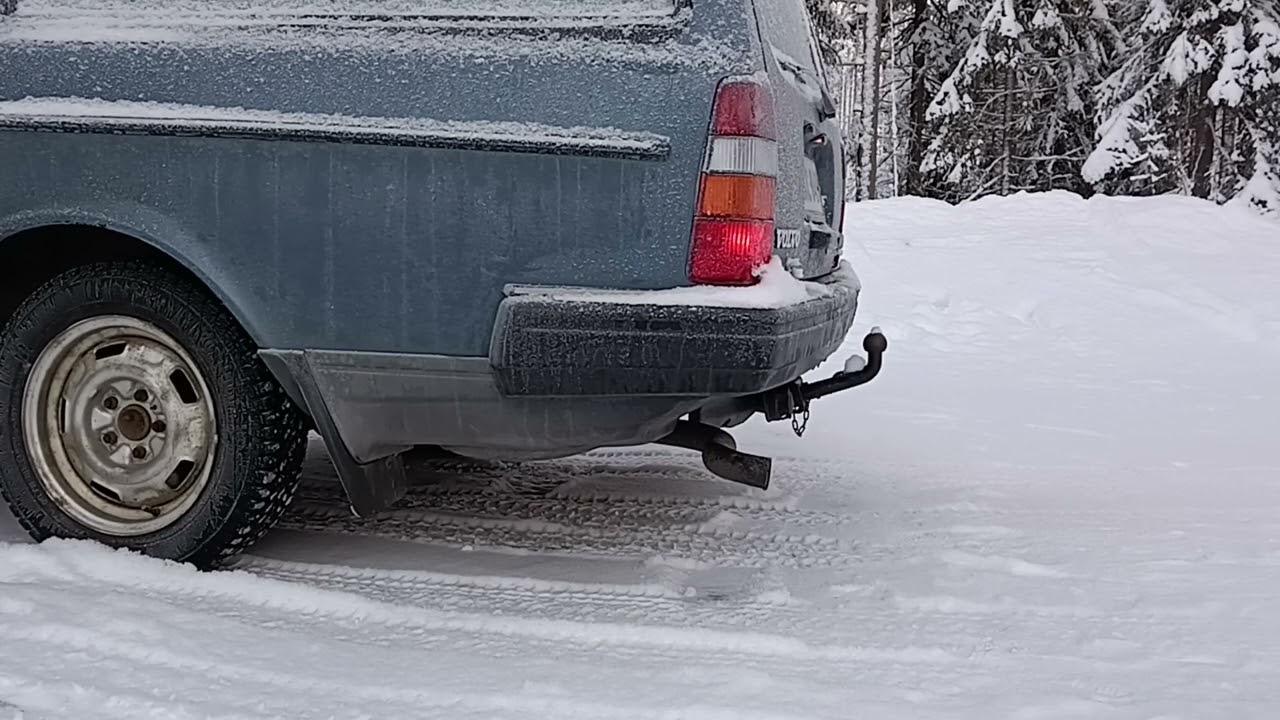 1987 Volvo 240 Extreme Cold Start at -30°C