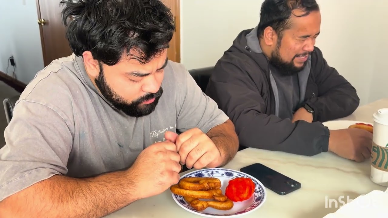 Mini vlog making selroti and spicy 🌶️ aloochup eating with family 
