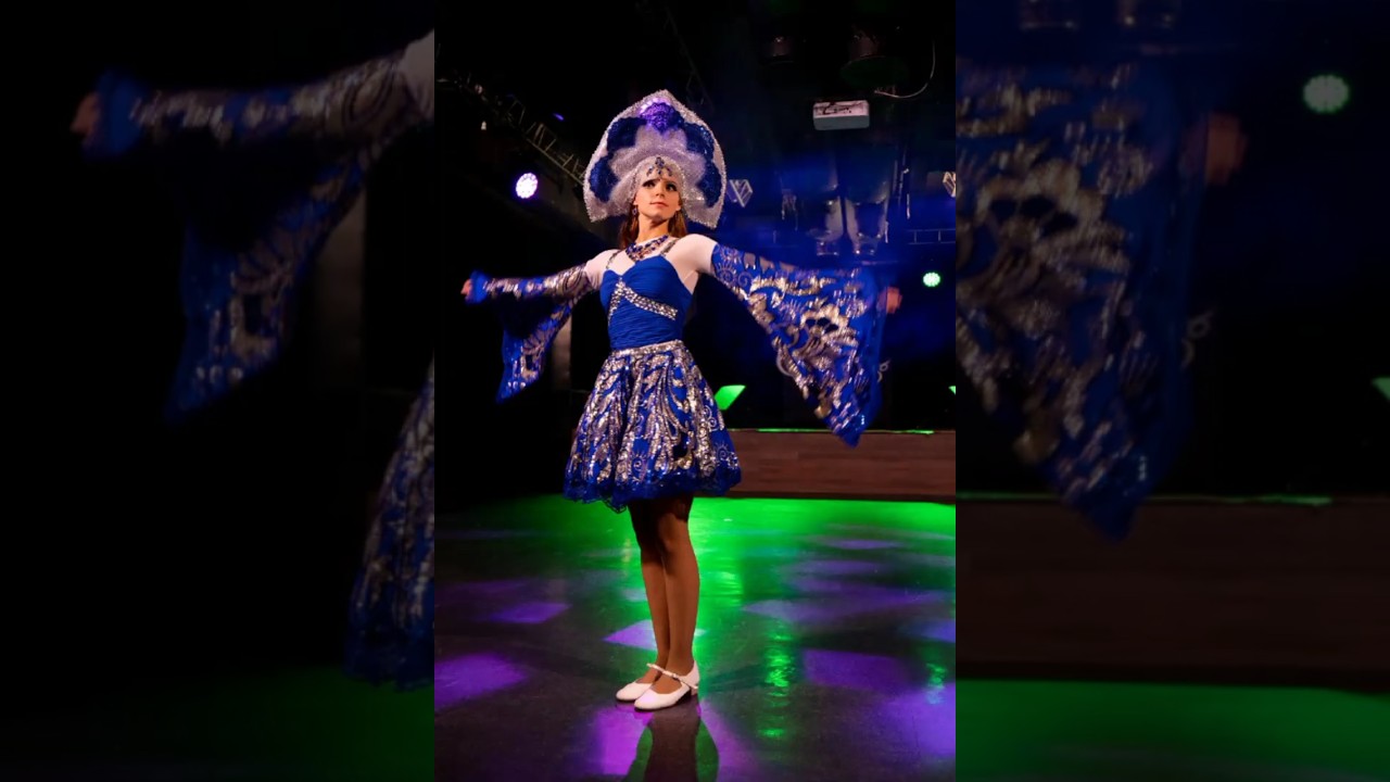 #подновыйгод #снегурочка #болливуд #индияроссия #bollywoodfashion #bollywood