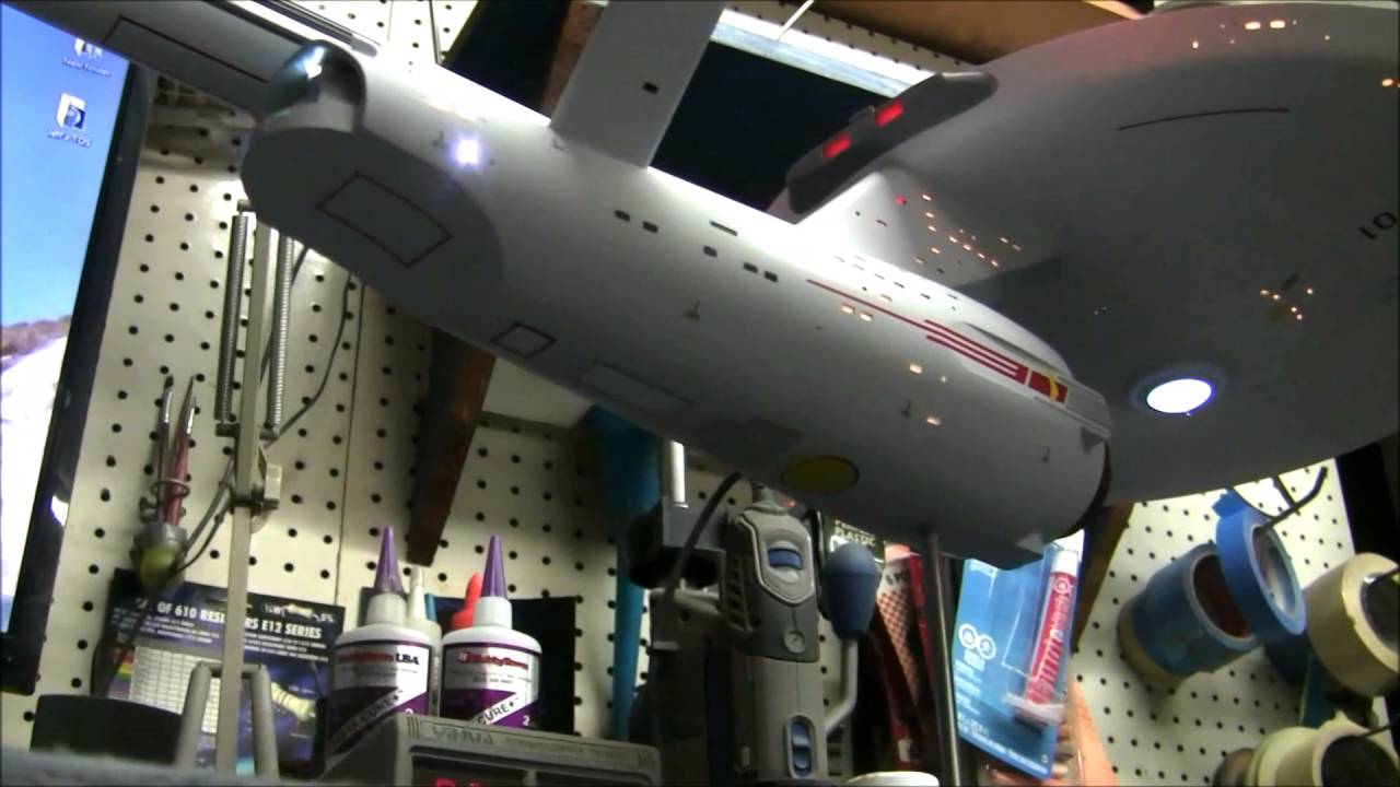 1:350 Scale STAR TREK TOS Starship Enterprise Build # 9 Finished