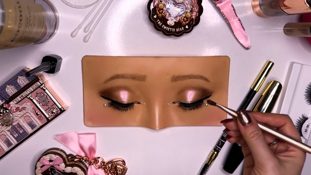 ASMR Makeup on MANNEQUIN 💄Doing Your Makeup ✨
