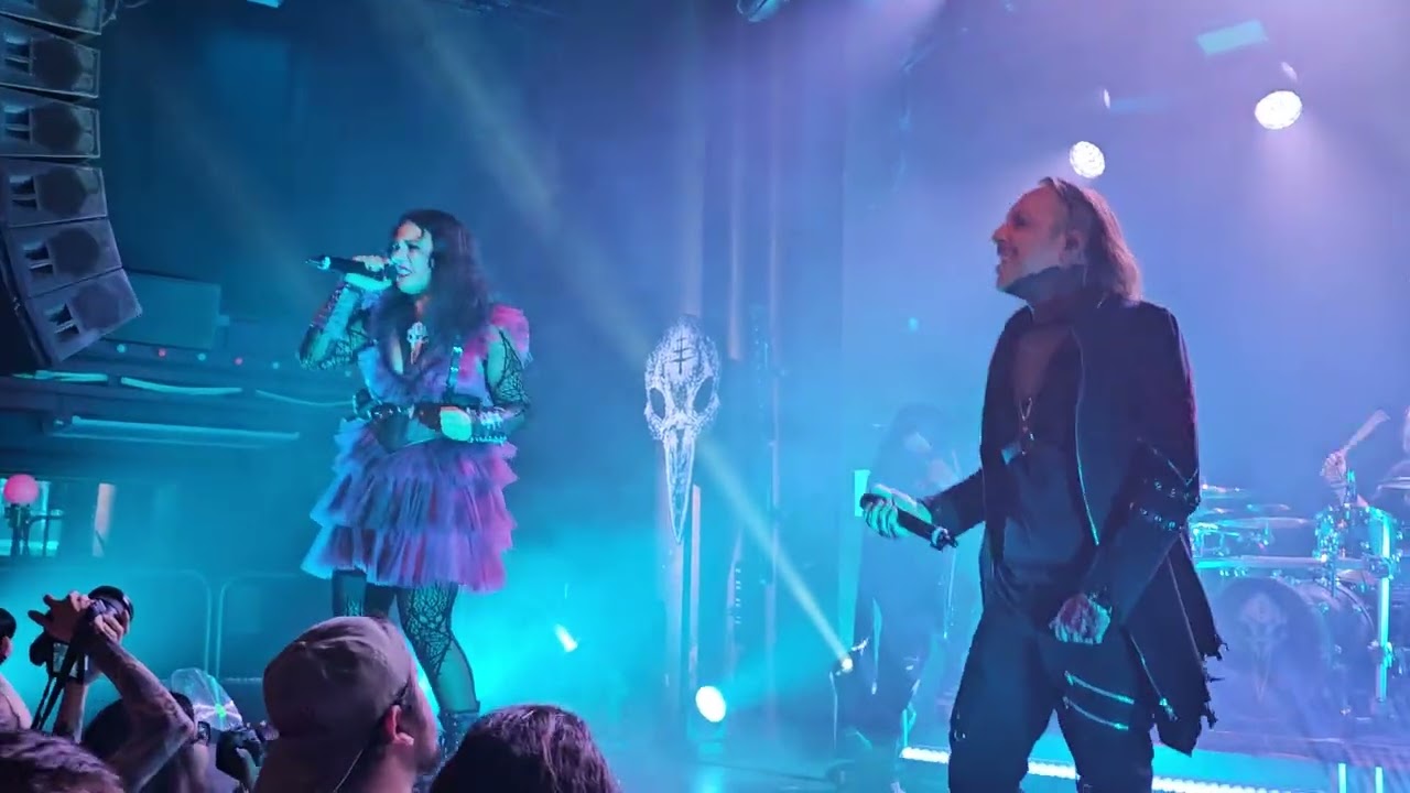 Lacuna Coil - Hosting the shadows (live Barcelona 2025)