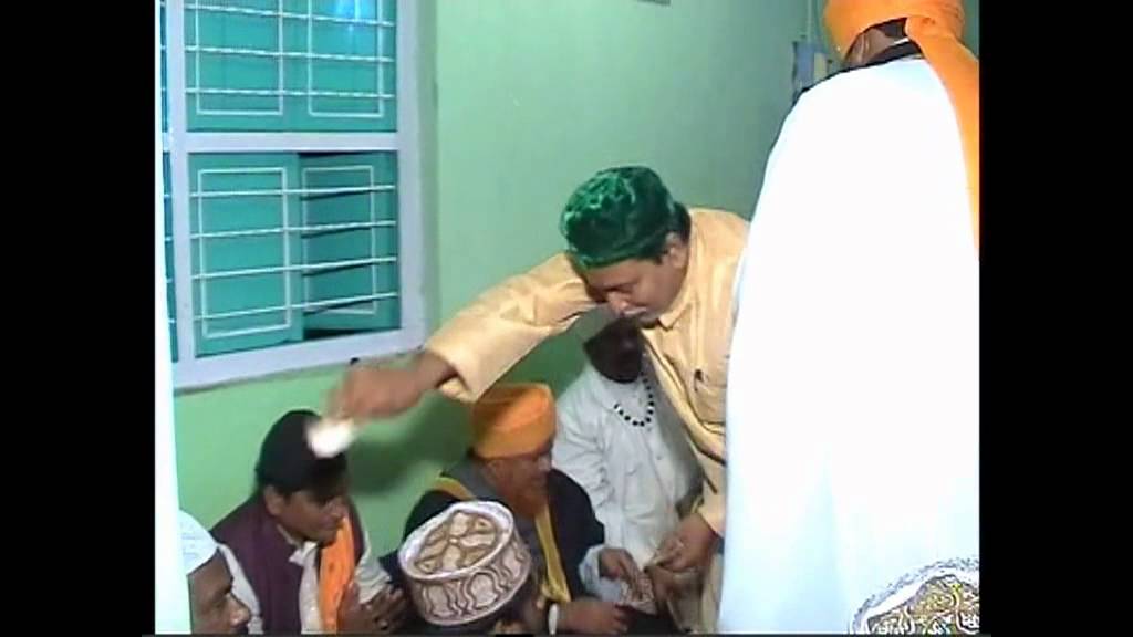 Sandal Hazarth Syedna Babasharfuddin Soharwardi Sahab Qibla Rh ( Pahadi Shareef )