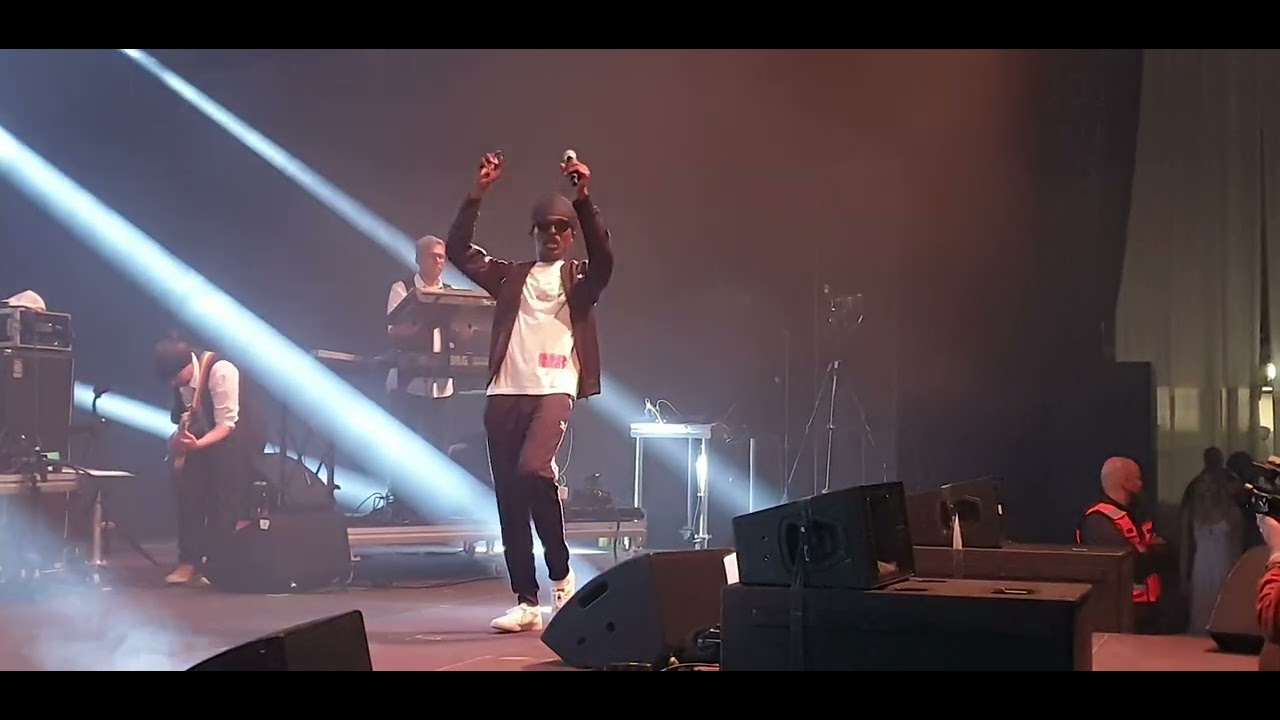 @anthonyBofficial backed by @HouseOfRiddimBand Live @HillVibesReggaeFestival