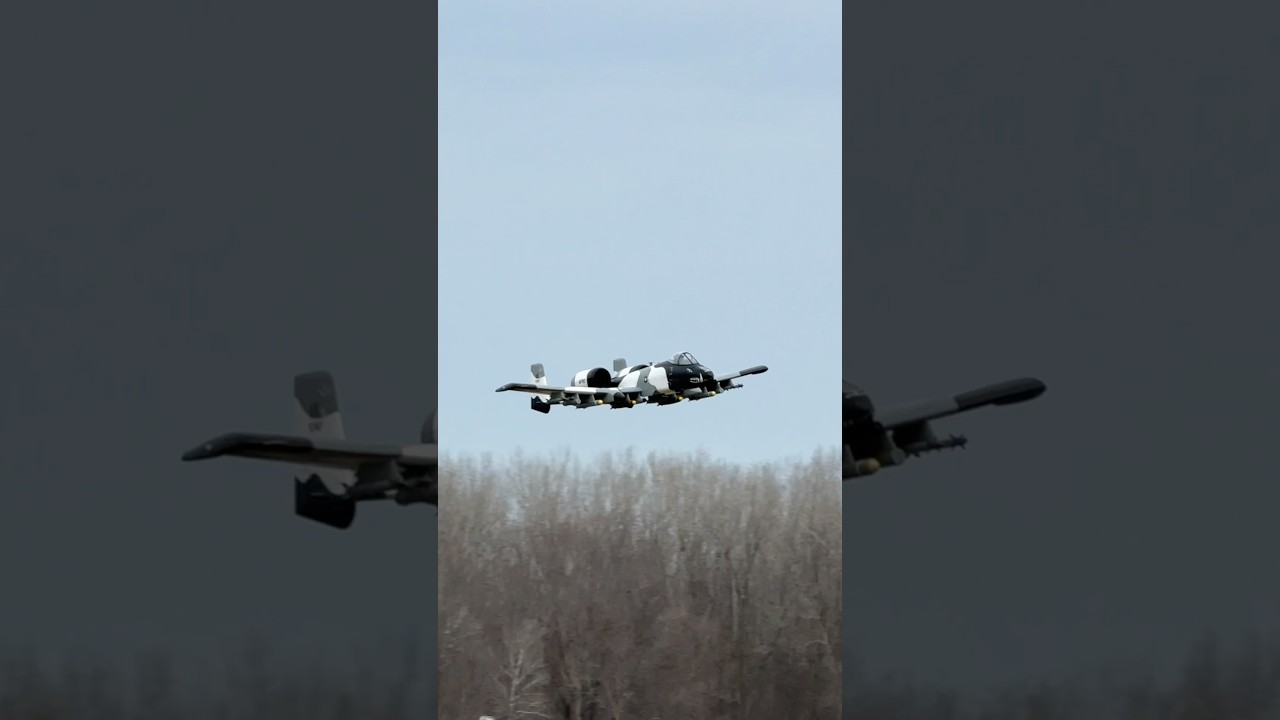 Разбиваю свой гигантский радиоуправляемый A-10