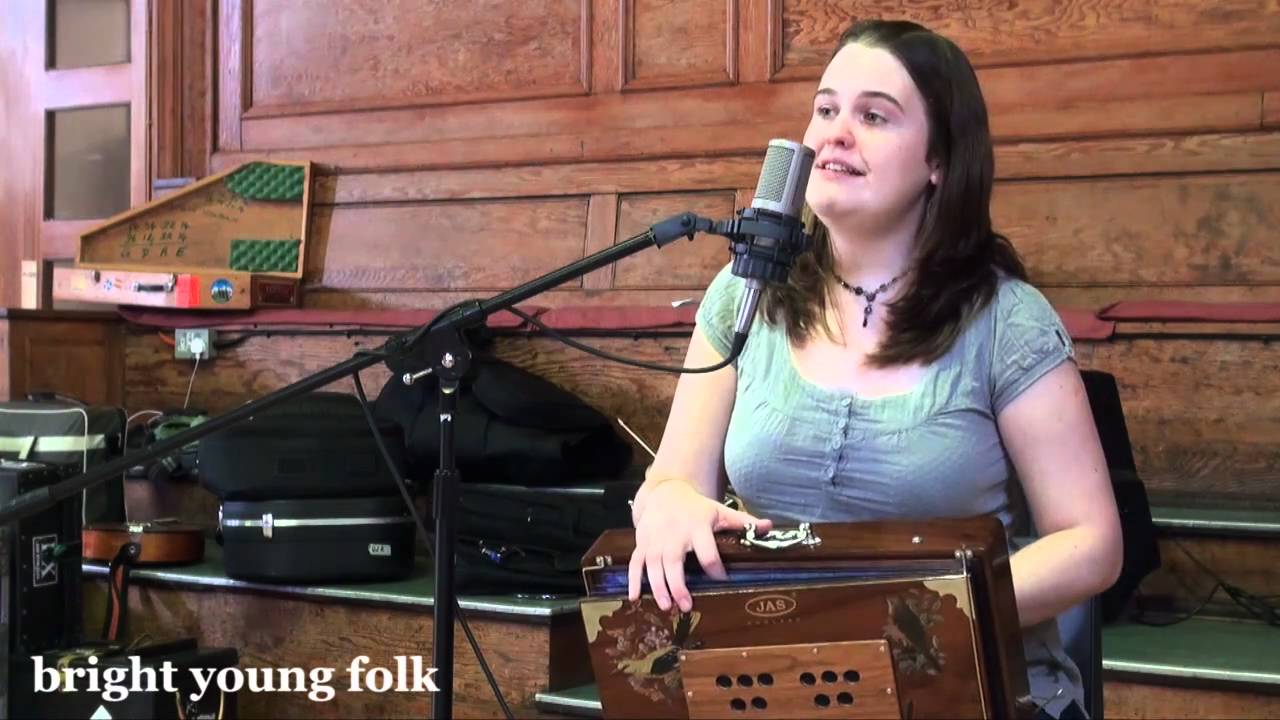 Jackie Oates plays Past Caring