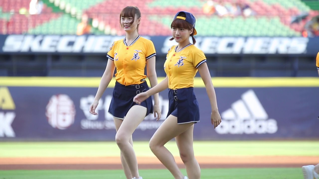 2020/06/25 Passion Sisters峮峮-中信兄弟主題日【涼夏祭典】開場舞