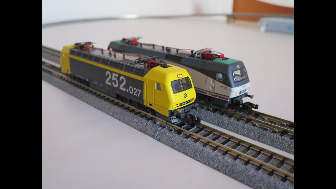 Renfe 252 --- Arnold vs Minitrix