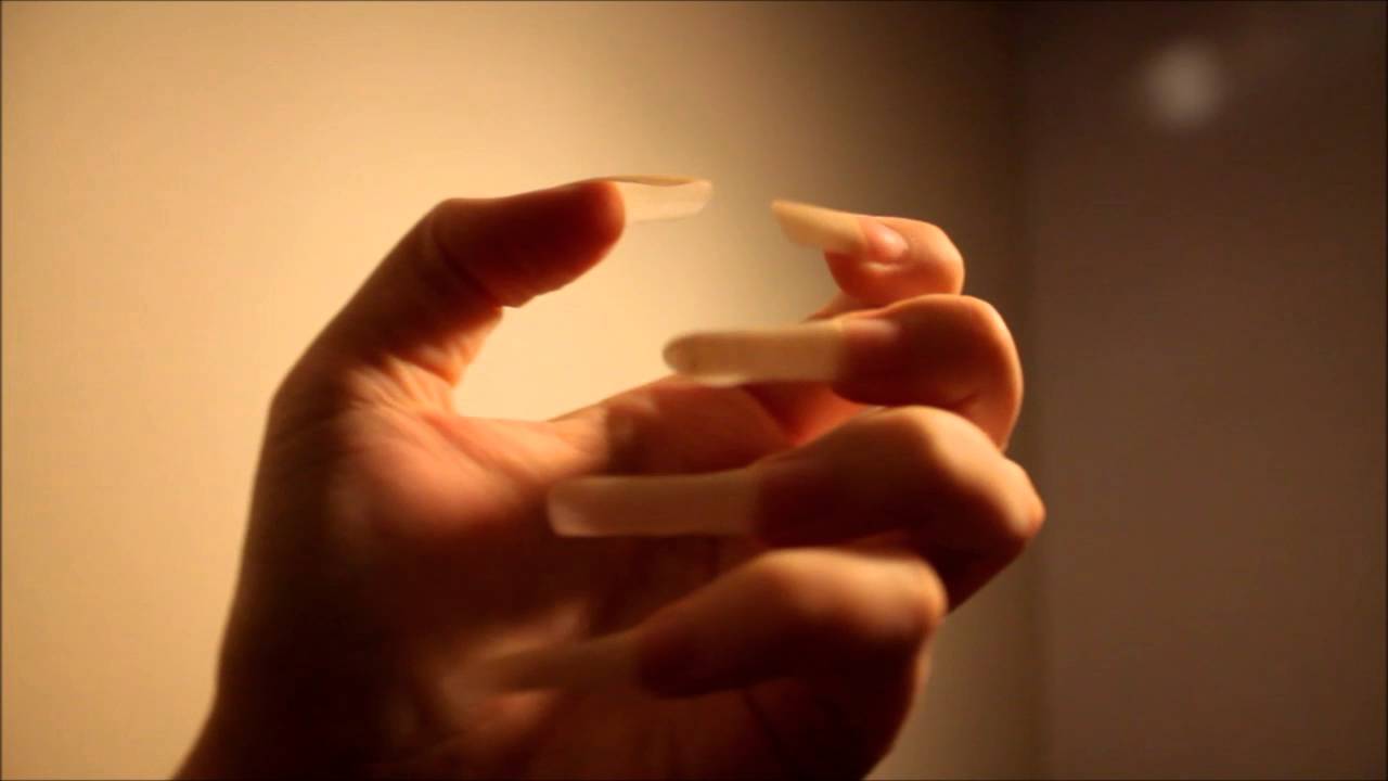 New video by KreepyKlaws with bare very long nails (video 2)