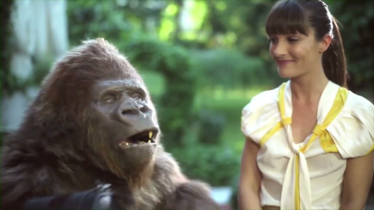 Il gorilla più iconico della pubblicità italiana Crodino Sitcom a un pelo dalla Victoria Episodio 2