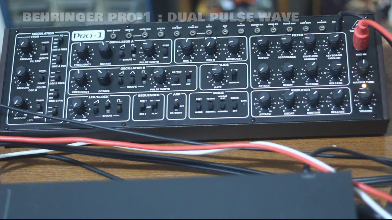 Behringer Model D или Behringer Pro-One: какой выбрать?