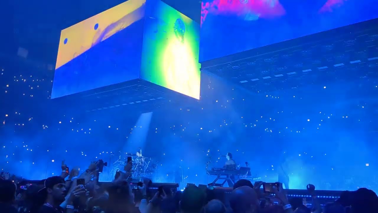 Linkin Park- The Catalyst (Live in Chicago)
