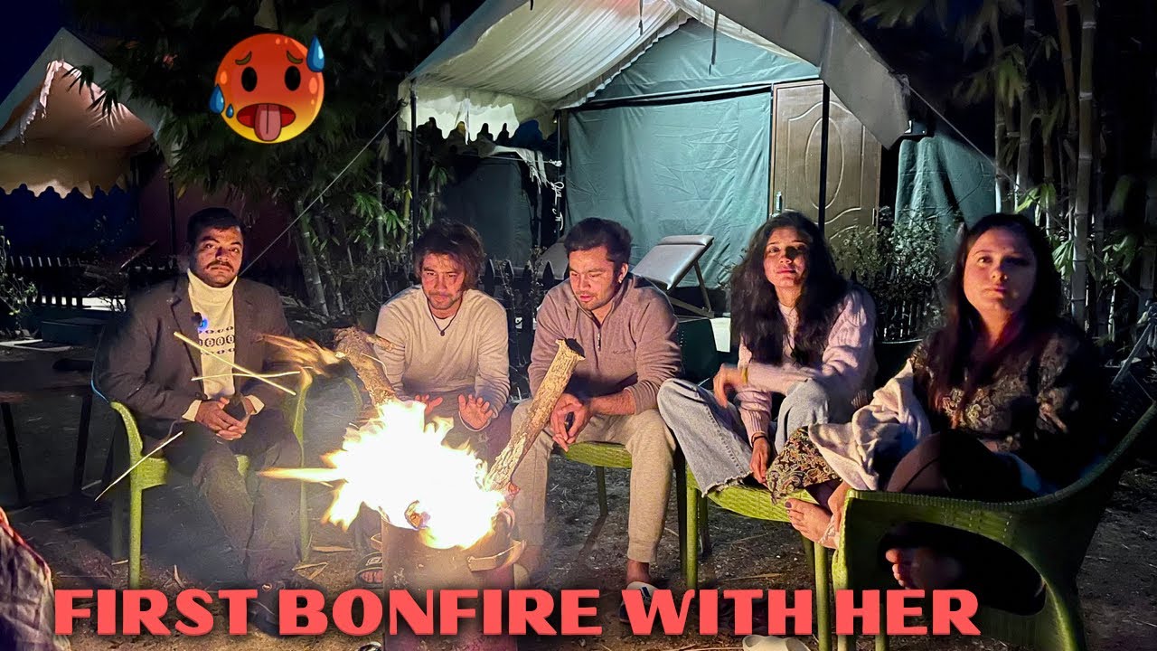 My first bonfire with her and horror stories😰