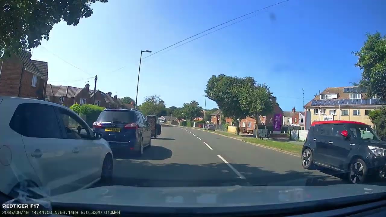 Mirror Checks Matter: Staying Safe and Aware on Your Driving Test