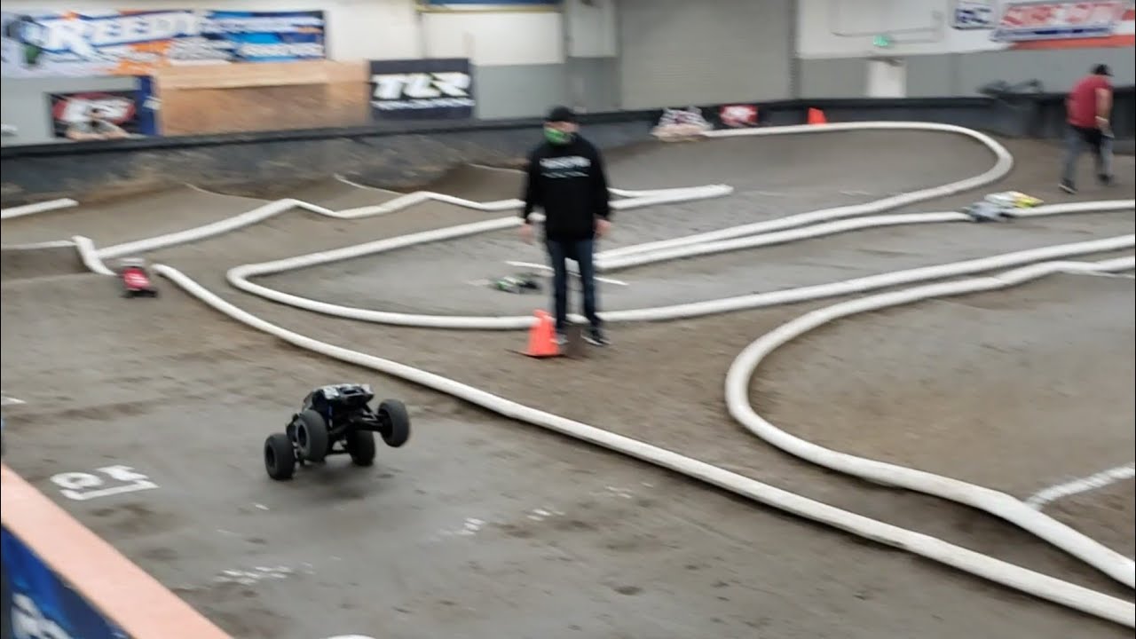 Traxxas X-Maxx Rips at OcRc indoor track (on 8s must see)