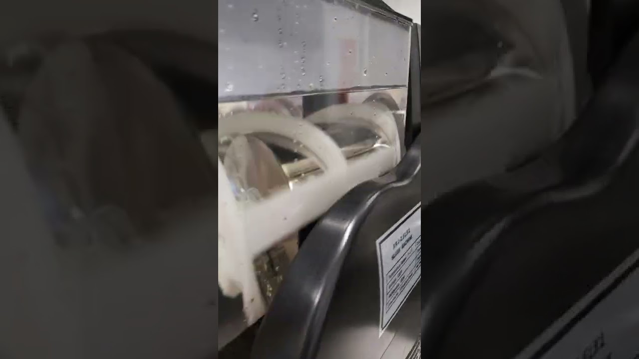 vevor 2.5L Slushy Machine made loud noise