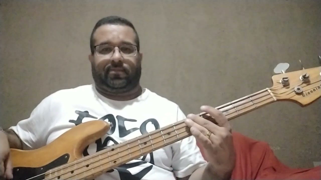 Clamo Jesus -  Paulo César Baruk - Marsena  o canto das igrejas -(  bass cover).