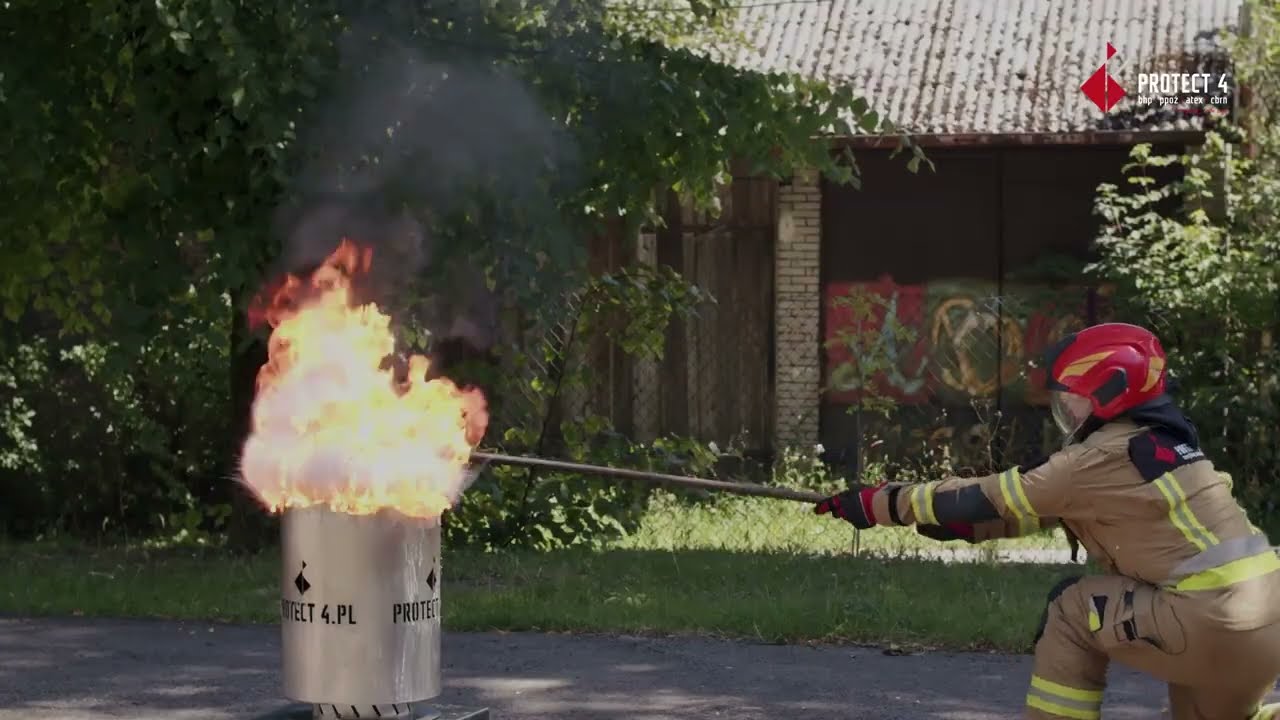 Koc gaśniczy. Gaśnica gastronomiczna. Pożar oleju