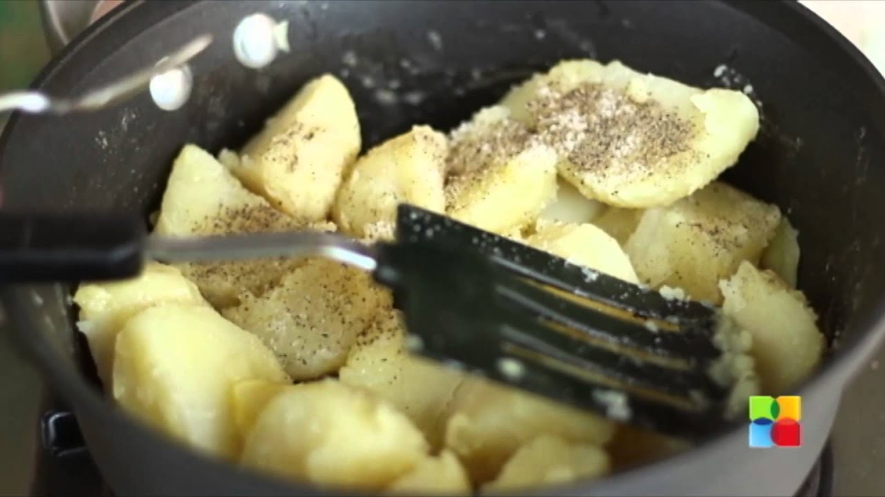 How To: Creamy Buttery Mashed Potatoes | Ventuno Home Cooking