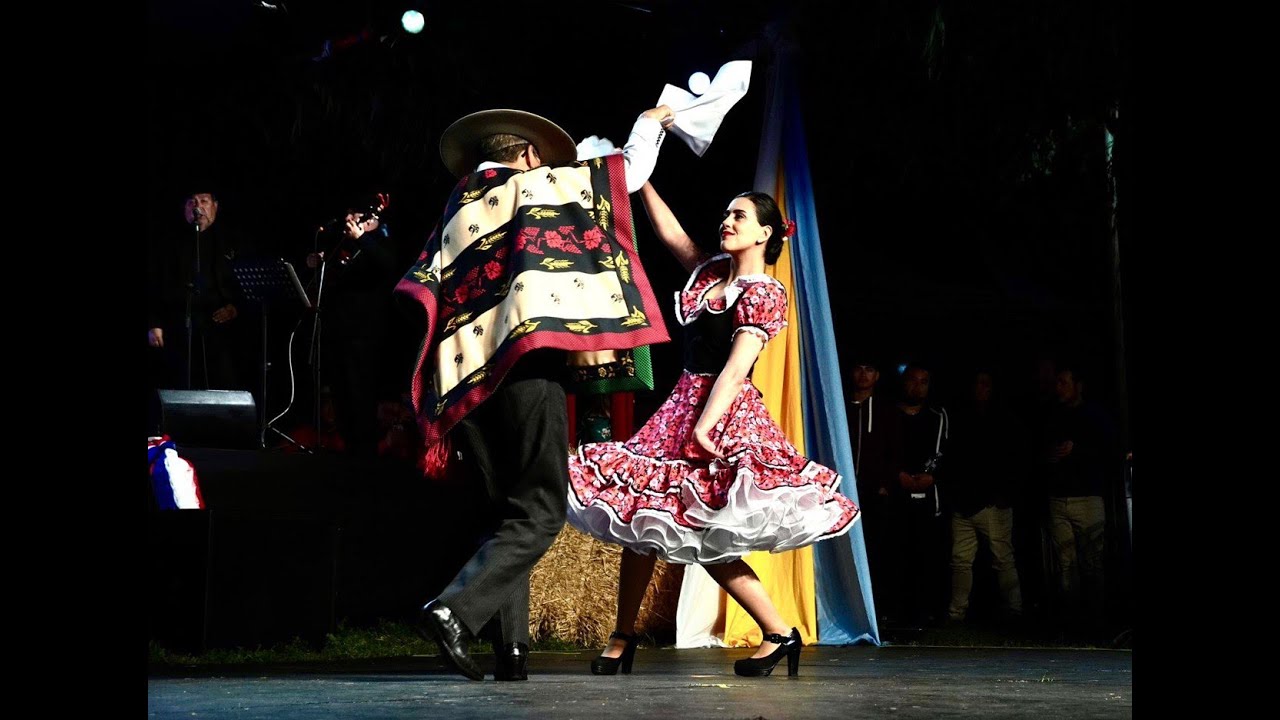 Alcaldesa Macarena Ripamonti inaugura la Fiesta Criolla del Sporting en Viña del Mar 2024 1080p