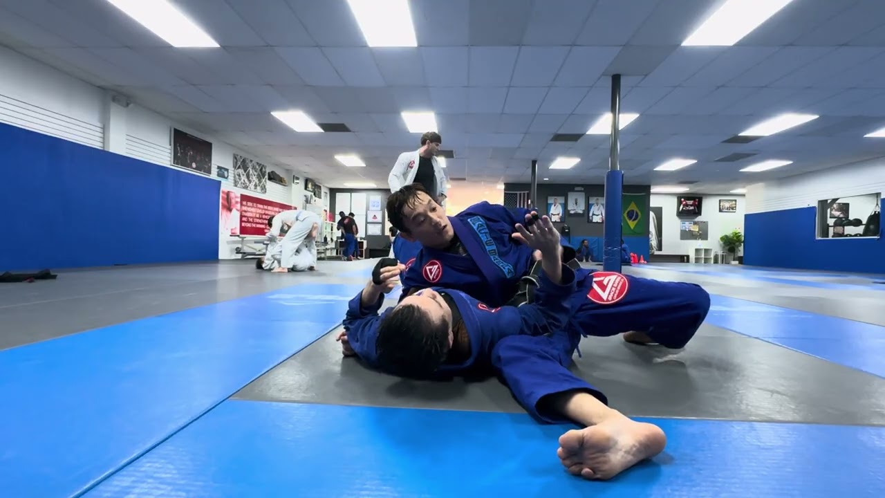 Ep 208) Old MannJiu Jitsu - Canto Choke