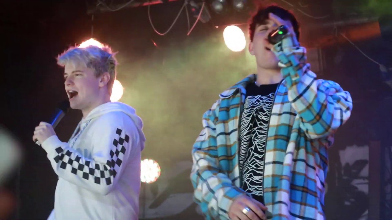 Roadtrip - Flashing Lights live | Sheffield 13.10.19