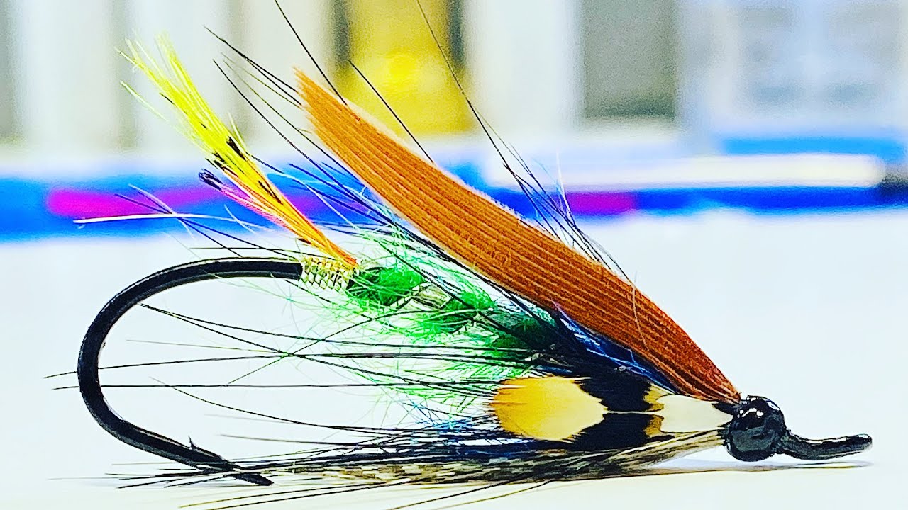 Tying a Dee style salmon fly - Balmoral Variant with Scott Jackson