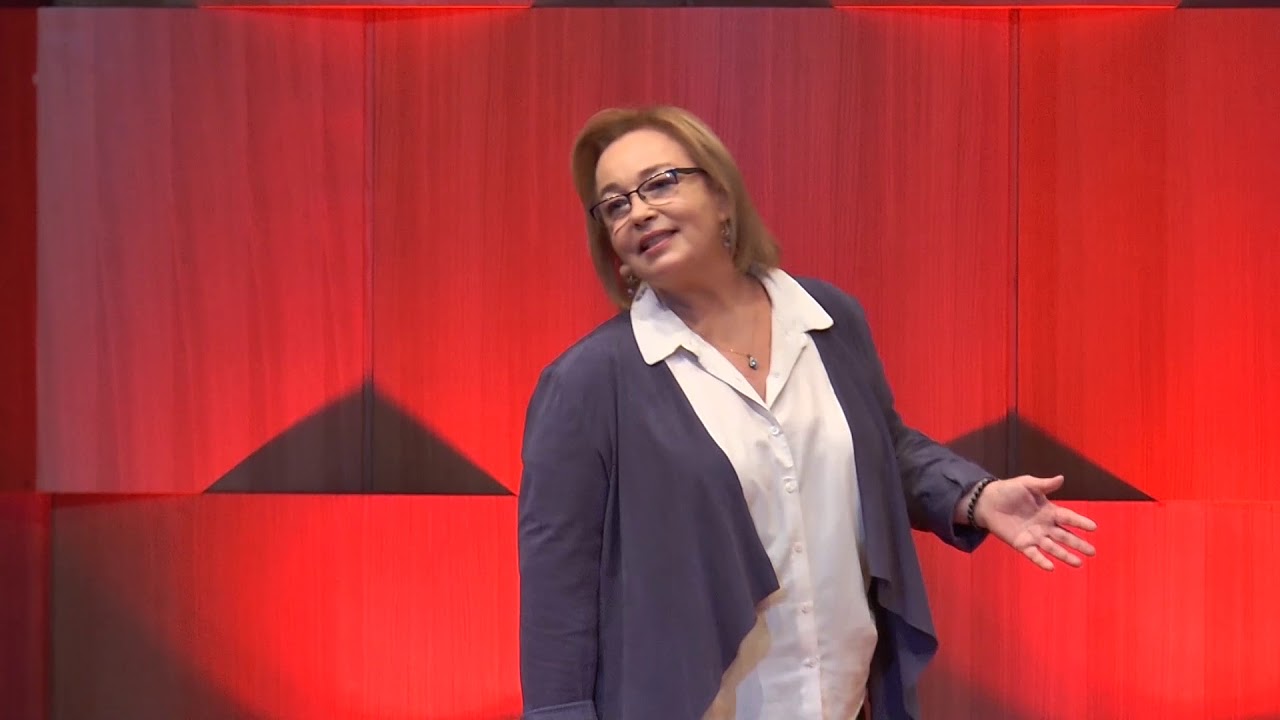 Восстановление социальной структуры, свидетельствование | Лори Эми | TEDxTirana