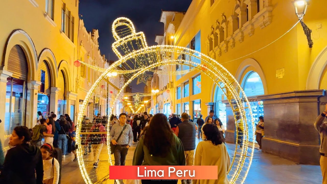 CHRISTMAS market decorated lights Walk 🎄🎁🎅 Lima Peru 2024 4K | Miraflores