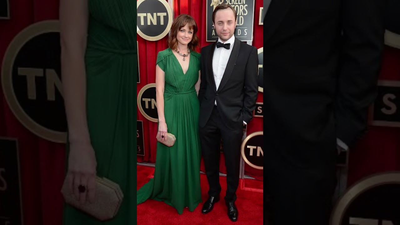 Alexis Bledel and Vincent Kartheiser | Celebrity Couples Who Fall in Love on Set