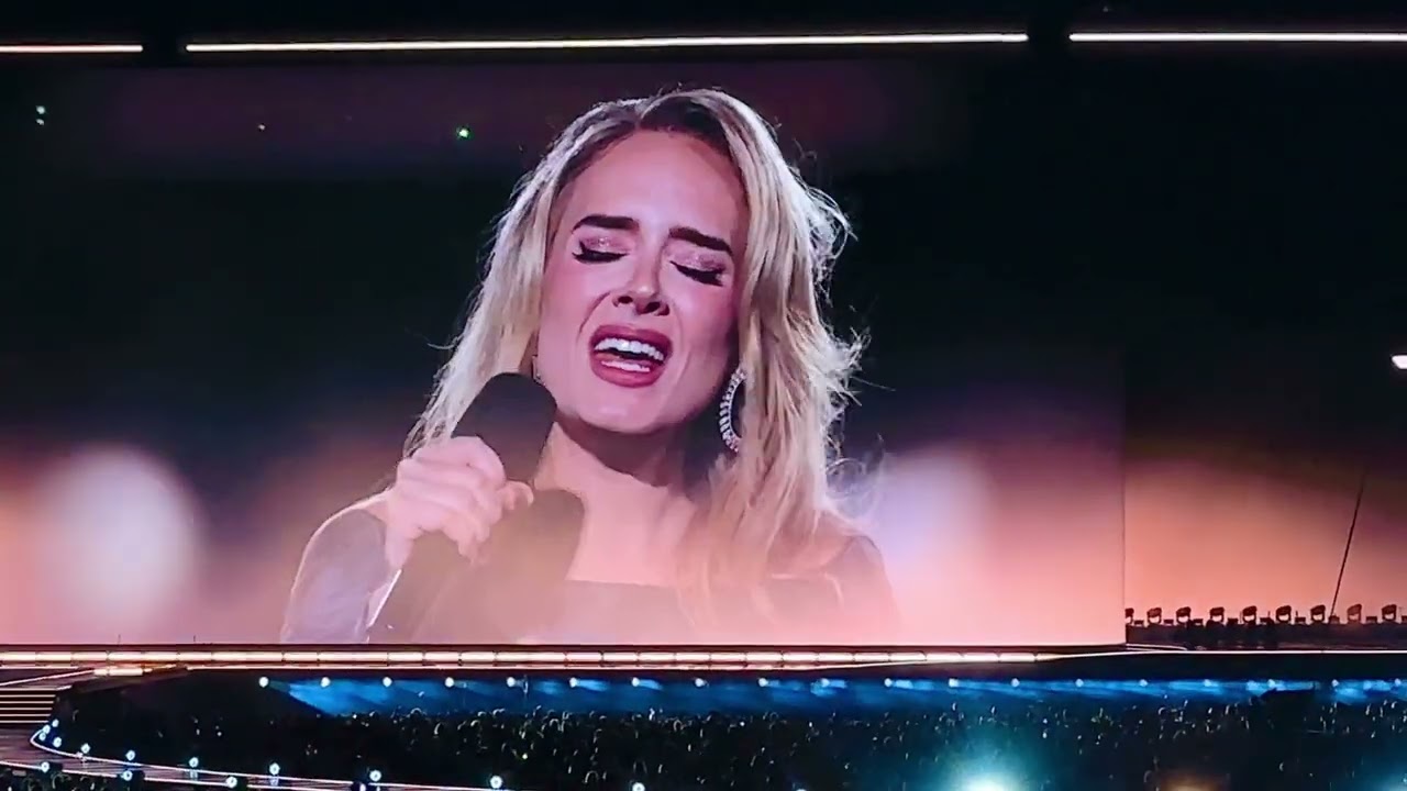 Chasing Pavements & All I Ask - Adele / LIVE IN MUNICH, Opening Day 02.08.2024 (4K)
