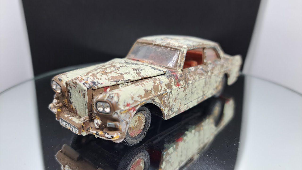 Литая реставрационная модель Rolls Royce Silver Cloud 3 от Dinky Toys. № 127. 1964/72