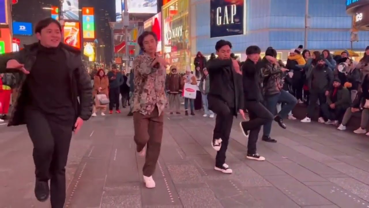 BGYO BUSKING IN NEW YORK CITY | 'BE US' PERFORMANCE